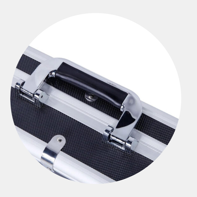 Durable and comfortable handle