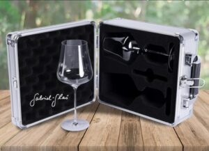 Hard Case vs Leather Wine Carriers