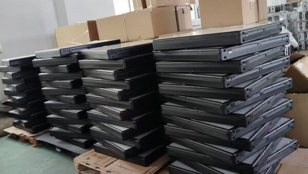 Aluminum Acrylic Display Case (9) Aluminum Acrylic Display Case (9)