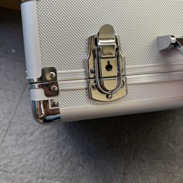 maletín de misión (6) maletín de misión (6)