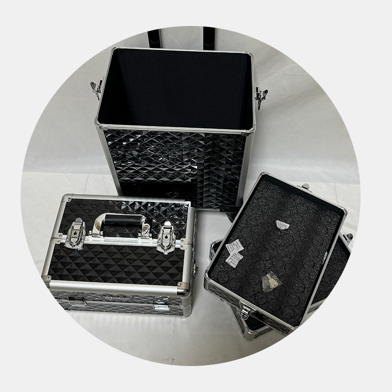Modular 4-in-1 Detachable Design