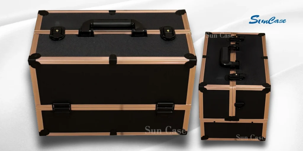 Differences Between Portable and Rolling Makeup Cases