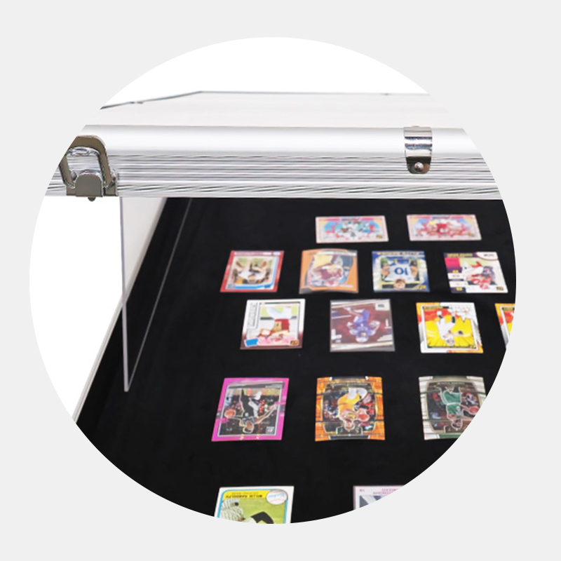 Displaying Cards
