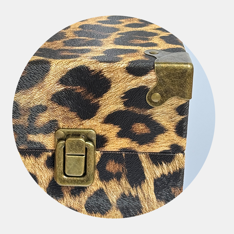 1.Vintage Latch & Corner Protectors